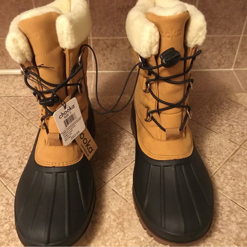 Chooka New Ladies' Winter Cold Weather Snow/Rain Boot TAN/Black SIZE 9